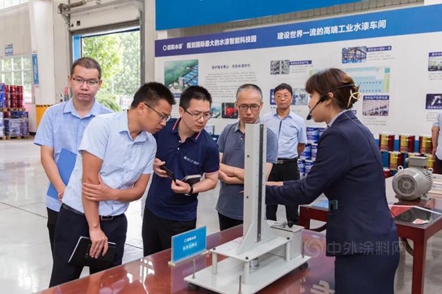 中聯重科建築起重機械公司領導一行蒞臨(lin) 晨陽集團參觀考察