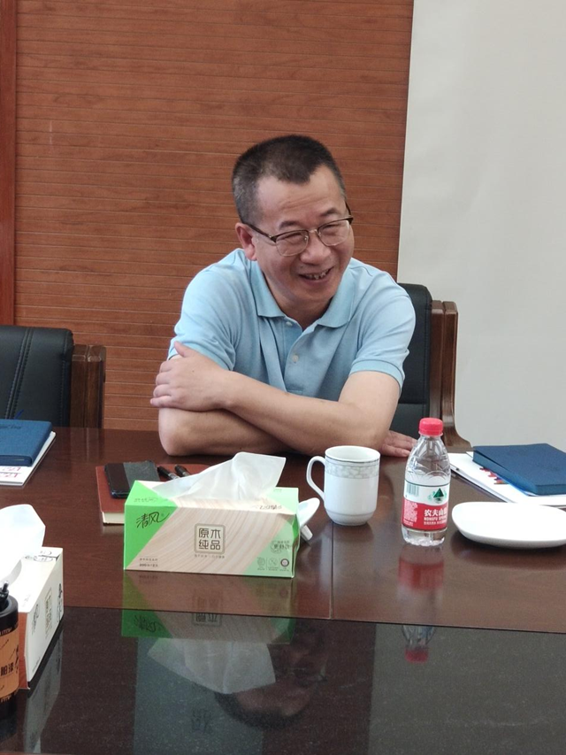 溫嶺市副市長王國軍(jun) 一行蒞臨(lin) 魚童參觀指導
