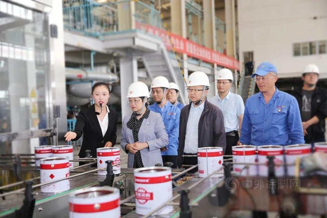 甘肅省人大副主任吳明明慰問西北永新勞模
