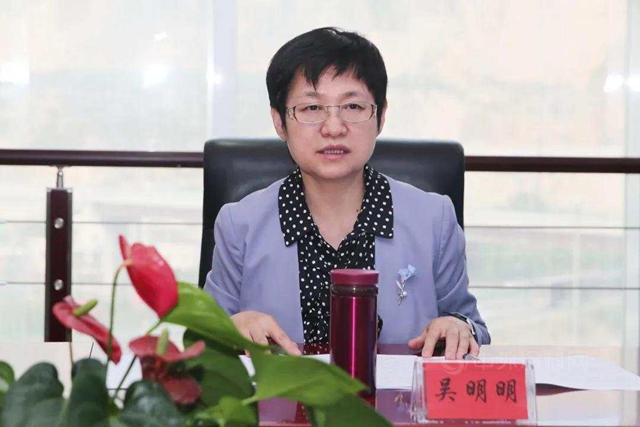 甘肅省人大副主任吳明明慰問西北永新勞模