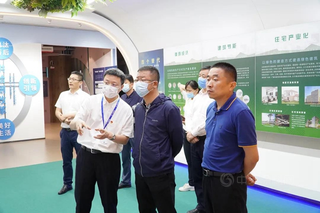 北新建材與(yu) 魯商發展簽署戰略合作協議