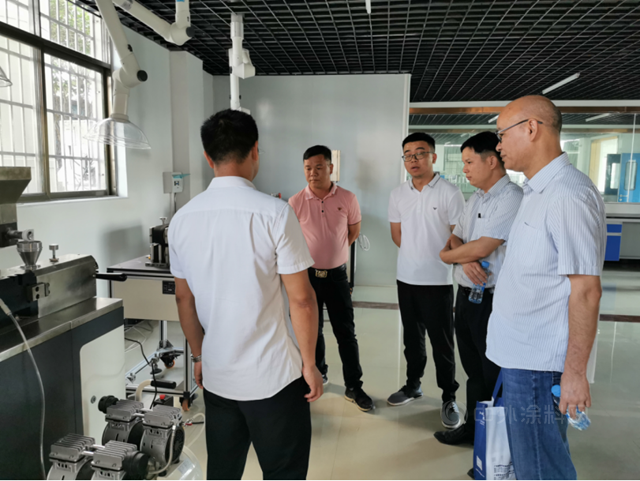 廣東(dong) 雄塑科技實業(ye) （江西）有限公司蒞臨(lin) 廣源集團考察