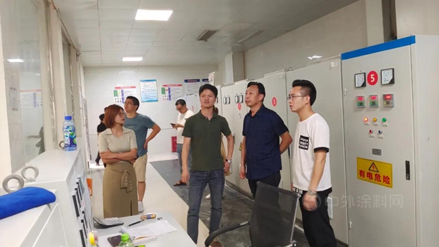 河南省塗料行業(ye) 協會(hui) 在南召新廣源公司調研