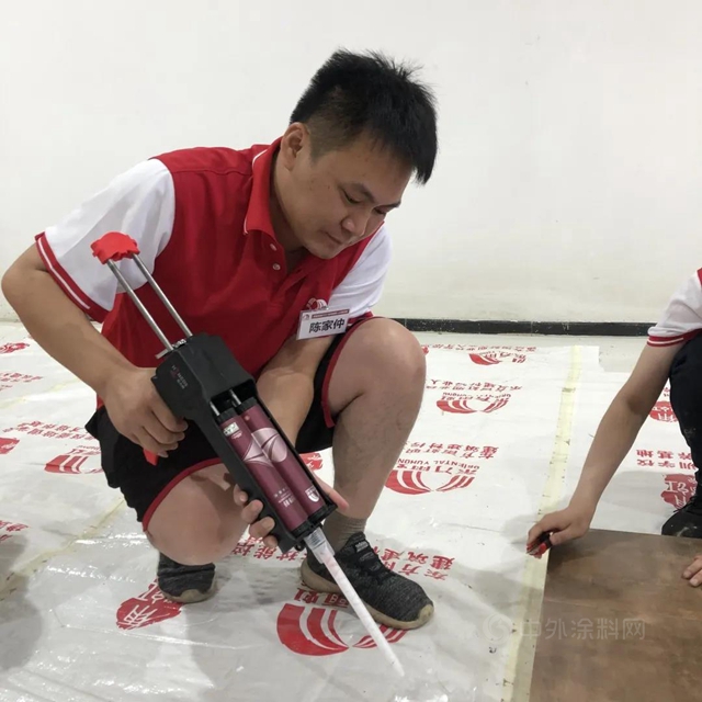 東(dong) 方雨虹 第四期常青藤新員工培訓 | 曆經磨練，終遇彩虹