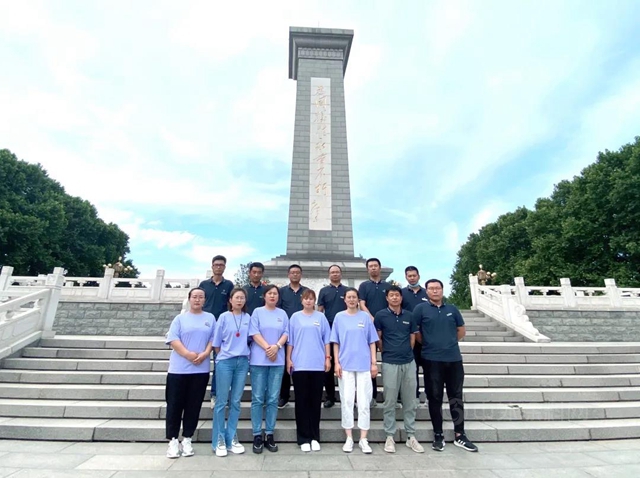 獻禮百年，與(yu) 黨(dang) 同行——七彩建設全國分公司慶建黨(dang) 100周年