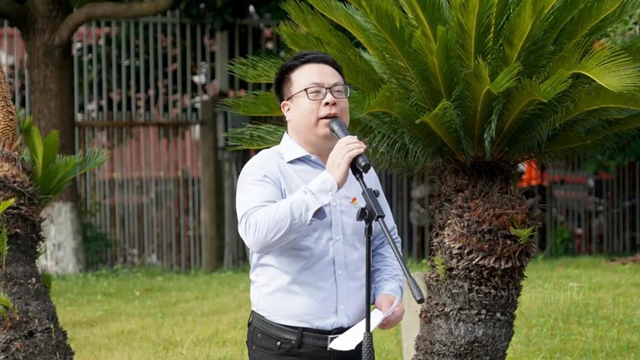 盛世華誕 黨(dang) 在我心丨亞(ya) 士各地工廠舉(ju) 行慶祝建黨(dang) 100周年升旗儀(yi) 式