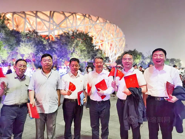 傳(chuan) 化：參加建黨(dang) 百年慶祝大會(hui)  徐冠巨：無比驕傲、無比自豪、無比幸福