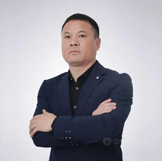 咬定夢想不放鬆 終有青雲(yun) 平步時——記展辰家具塗料銷售“老兵”郭清雲(yun) 先生