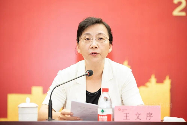 深化新時代浙江產(chan) 業(ye) 工人隊伍建設改革工作推進會(hui) 在傳(chuan) 化集團召開