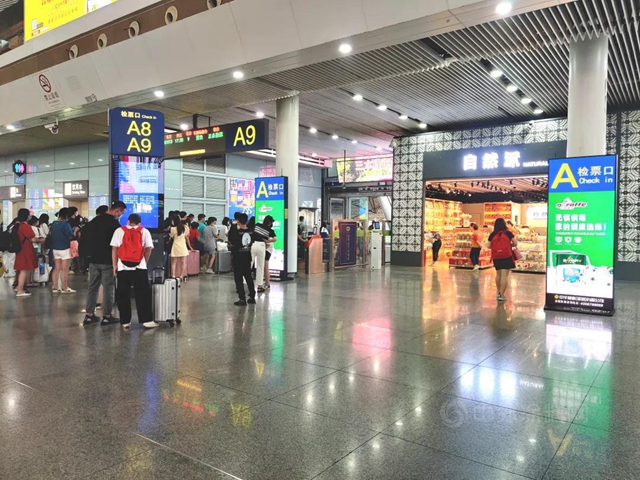 中華製漆高鐵廣告多城聯動，為(wei) 品牌建設賦能提速 ！