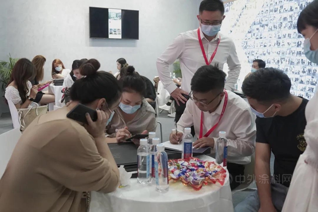 加盟簽約、媒體(ti) 專(zhuan) 訪……卡百利藝術塗料廣州建博會(hui) 精彩繼續