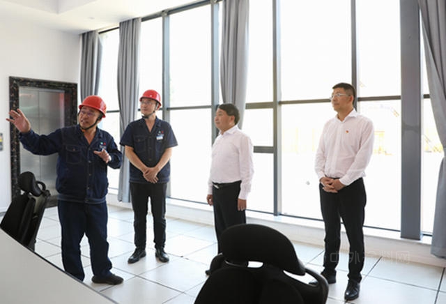 四川副省長羅文調研龍佰集團攀枝花公司重大創新項目建設情況
