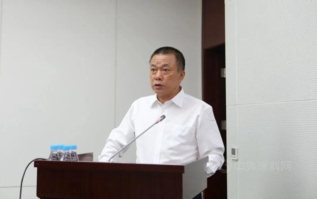 北新建材在中國建材集團2021年半年工作會(hui) 議上作交流發言