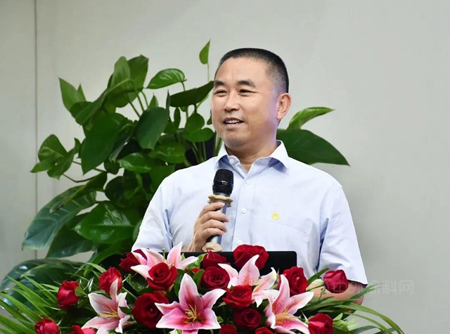 展辰新材家具漆業(ye) 務2021年中經營分析會(hui) 公布下半年發展目標！