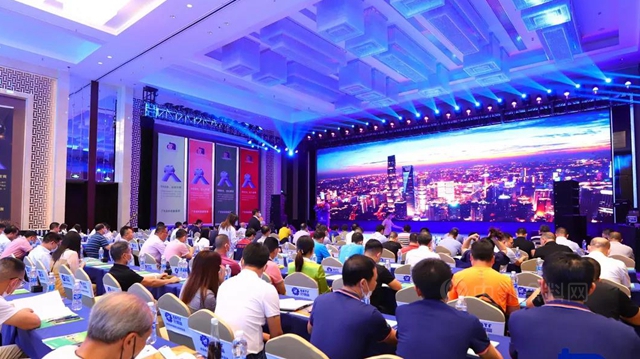 共築精彩 | 展辰新材董事長陳冰當選廣東(dong) 省塗料行業(ye) 協會(hui) 新一任會(hui) 長