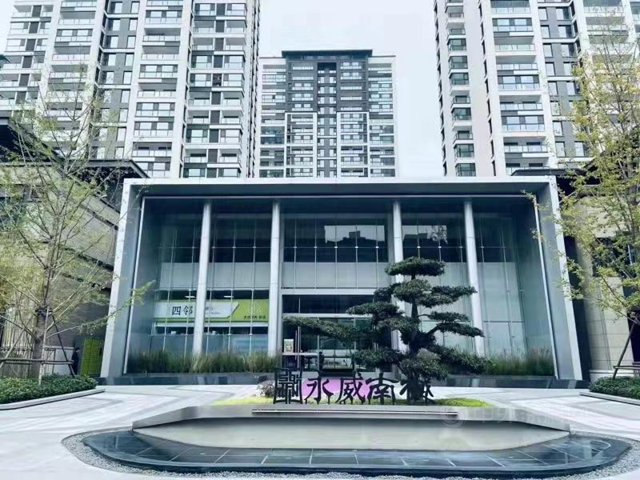 特大暴雨過後，卓寶這個(ge) 項目零滲漏。甲方評價(jia) ：匠心品質，缺陷為(wei) 零！
