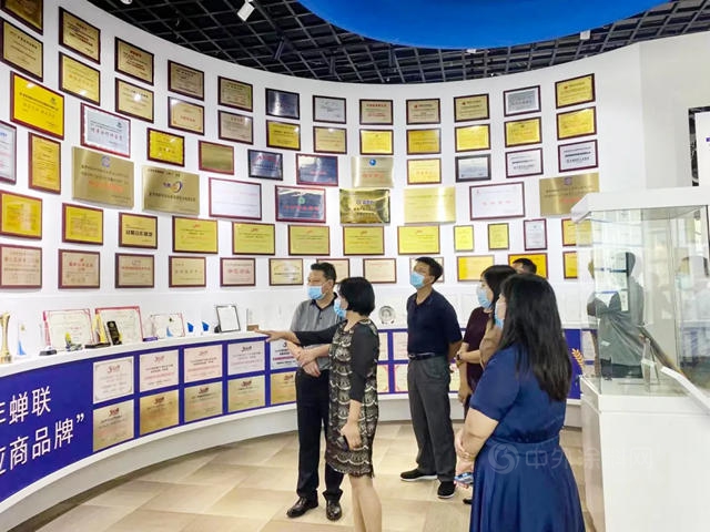 北京市經信局、新疆博樂(le) 市駐京招商局、山東(dong) 日照市駐京聯絡處領導蒞臨(lin) 富思特參觀指導