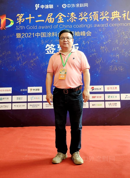 變“坐商”為(wei) “行商” 5年10倍增長 ——專(zhuan) 訪成都江川翔油漆有限公司總經理侯江濤