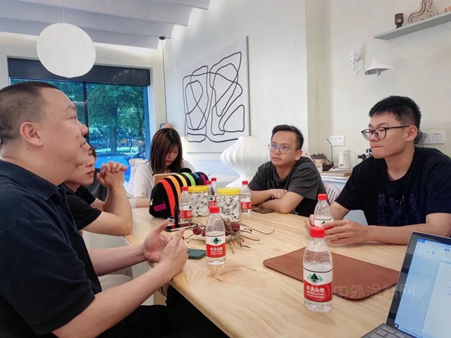 德愛威 築壹間房——前途似海，來日方長