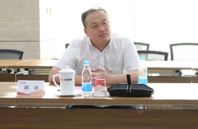 北新建材與(yu) 北方眾(zhong) 邦裝飾舉(ju) 行黨(dang) 史學習(xi) 交流會(hui) 並簽署戰略合作協議