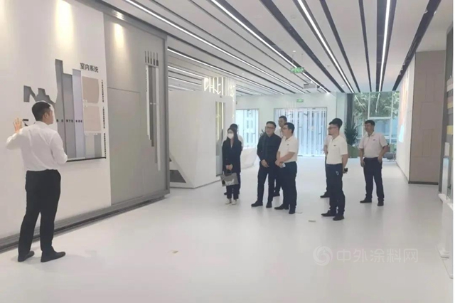 強強攜手，共創共贏丨三棵樹與(yu) 遠洋物業(ye) 戰略簽約，共同構建美好生活