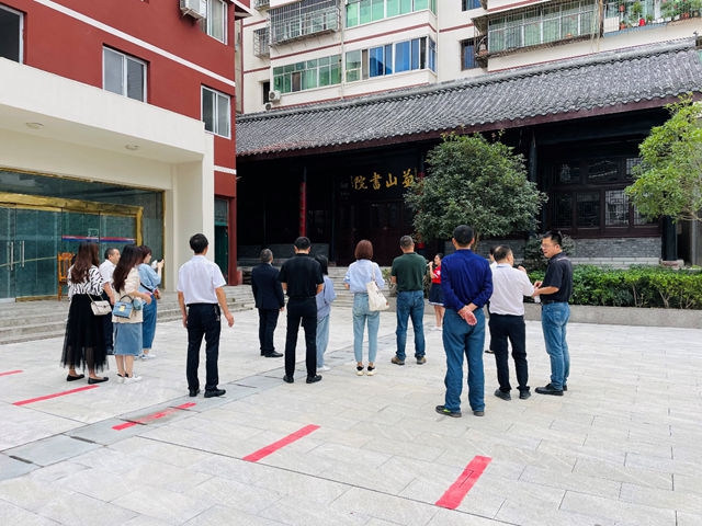 煥彩成長空間 助力夢想啟航 “Let's Colour多彩開始”落地普安小學 阿克蘇諾貝爾推進校園公益