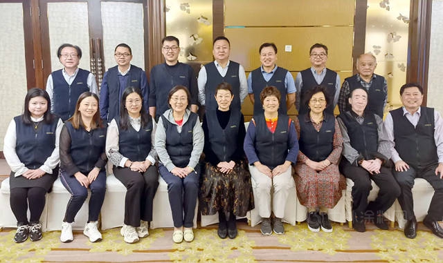 2021中國塗料工業(ye) 協會(hui) 與(yu) 全國地方塗料協（商）會(hui) 聯席會(hui) 在蓉召開