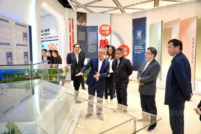 北新建材與(yu) 北京建工路橋集團簽署戰略合作協議