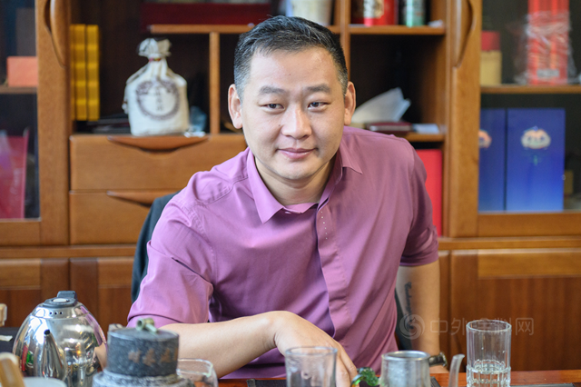 丈夫未可輕年少 — —專(zhuan) 訪鄭州明鬆商貿有限公司總經理曹振華