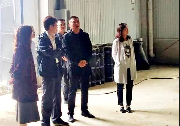 江蘇新沂考察組蒞臨(lin) 陝普防水華東(dong) 在建生產(chan) 基地勘察指導