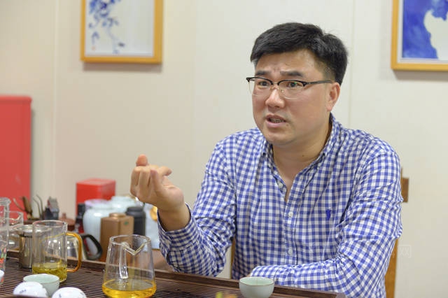 敬畏市場 時刻保持競爭(zheng) 力 ——專(zhuan) 訪南昌眾(zhong) 藝裝飾工程有限公司董事長趙麗(li) 娜與(yu) 總經理熊偉(wei) 峰夫婦