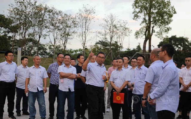 展辰新材珠海工廠廣東(dong) 大區經銷商會(hui) 議順利召開！