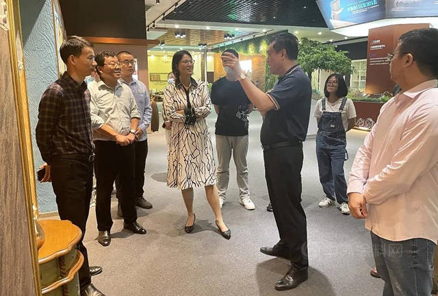 匯龍塗料：深化校企合作，踐行產(chan) 教融合