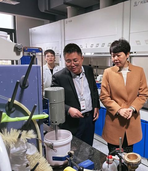 株洲市委常委、市委統戰部部長羅瓊一行走訪調研飛鹿股份