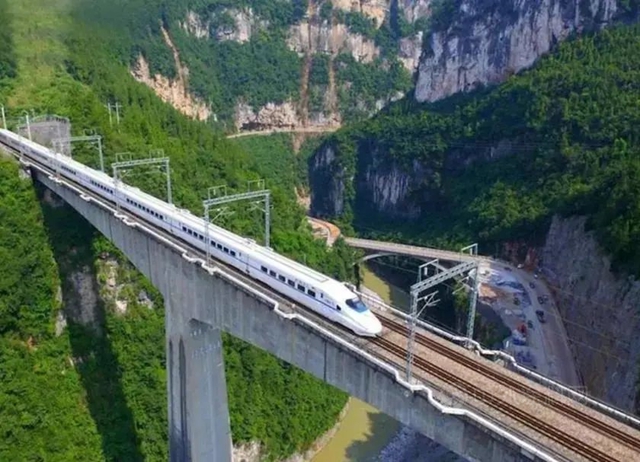 北新防水一路“標”升