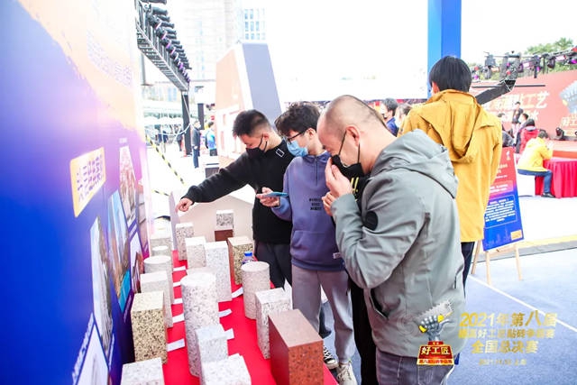 鈴鹿打卡上海形象地標，秀出別樣風尚！