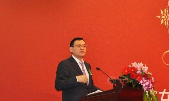 東(dong) 方雨虹李衛國 | 一個(ge) 有企業(ye) 文化的企業(ye) 才是真正戰無不勝的企業(ye) 
