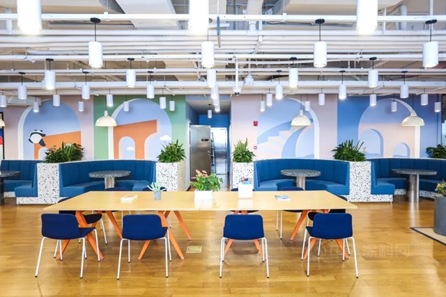 阿克蘇諾貝爾：多樂(le) 士 + WeWork = “晴空之城”