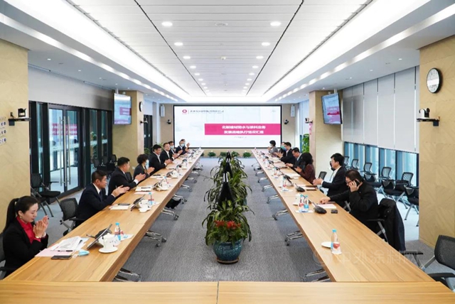 中國建材集團總經理李新華到北新建材考察指導工作