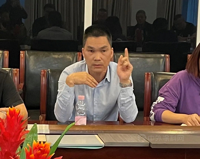珠江鋼琴集團領導蒞臨(lin) 匯龍塗料參觀指導