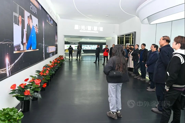 常州市長三角經濟發展研究會(hui) 第五屆會(hui) 長暨新會(hui) 員授牌聯誼會(hui) 在晨光工業(ye) 園成功召開