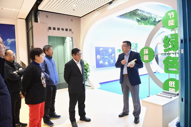 中國中車集團總經理樓齊良一行蒞臨(lin) 北新建材考察指導