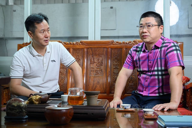 盧景堯：待你如初戀，信守是執念——專(zhuan) 訪多樂(le) 士優(you) 秀經銷商、東(dong) 莞市景裕裝飾材料有限公司董事長盧景堯