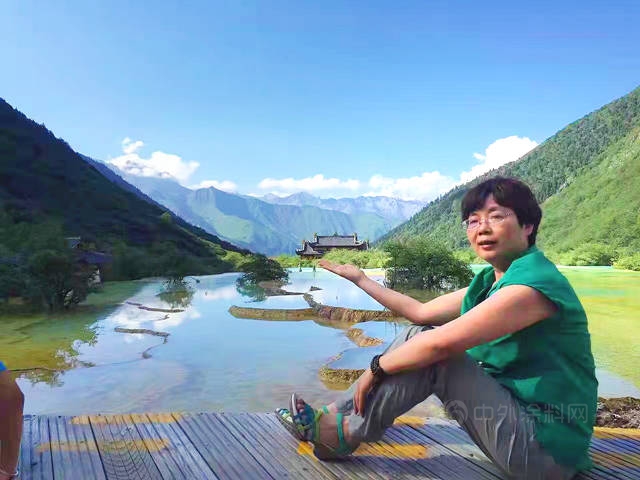 餘(yu) 玲：一旦選擇了，就不要後悔——專(zhuan) 訪多樂(le) 士優(you) 秀經銷商、重慶福美塗商貿總經理餘(yu) 玲
