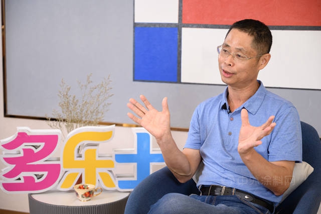 邱海亮：做我自己想做的自己 ——專(zhuan) 訪多樂(le) 士優(you) 秀經銷商、珠海市冠樂(le) 裝飾材料有限公司董事長邱海亮