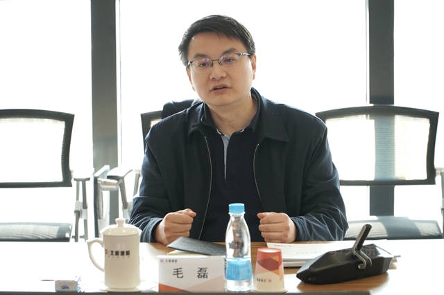 中國融通地產(chan) 董事長毛磊蒞臨(lin) 北新建材考察交流
