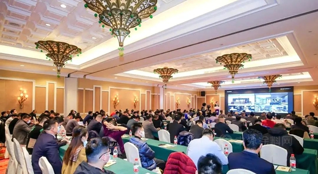 展辰應邀出席山東(dong) 家協年會(hui) 活動，與(yu) 山東(dong) 家具企業(ye) 交流轉型升級之道！
