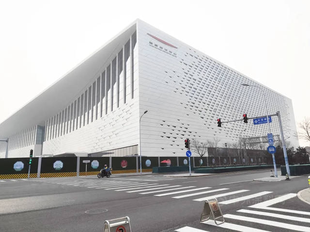 三棵樹榮獲“2021中國綠色建築優(you) 選供應商”建築塗料類第一名