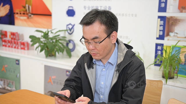 潘行業(ye) ：初心的選擇，從(cong) 不曾改變 ——專(zhuan) 訪多樂(le) 士優(you) 秀經銷商、南京西湖漆油有限公司董事長潘行業(ye) 