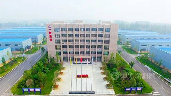 固執的一橋：長江大橋與(yu) 小橋流水一個(ge) 樣